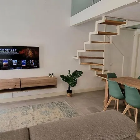 Classy Homes - Acquamarina Apartment